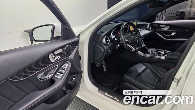 Mercedes-Benz C-Class 2018 — ფოტო 10/20