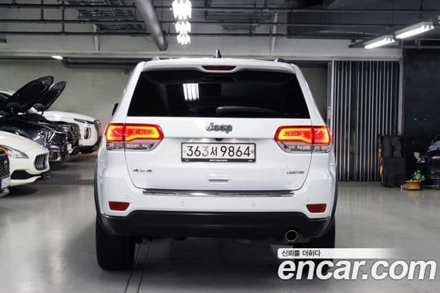 Jeep Grand Cherokee 2019 — Фото 4/20