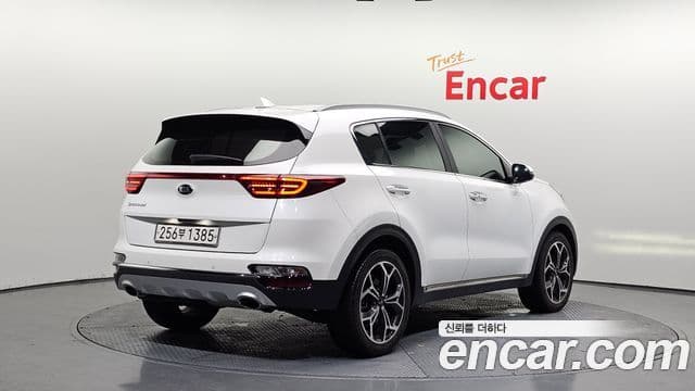 Kia Sportage The Bold 2021 — Фото 2/20
