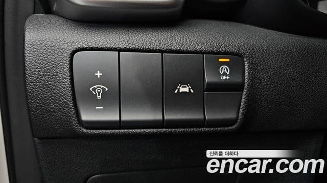 Kia Sportage The Bold 2021 — Фото 14/20