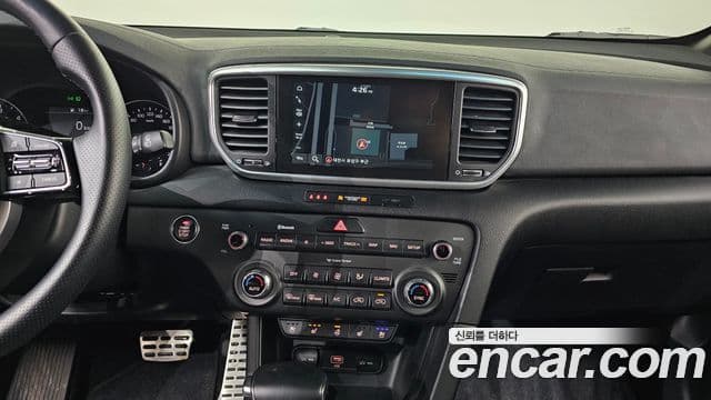 Kia Sportage The Bold 2021 — Фото 16/20