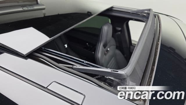 Land Rover Range Rover Sport 2025 — Şəkil 19/20