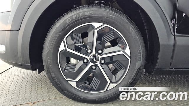 Kia Niro 2022 — ფოტო 5/20