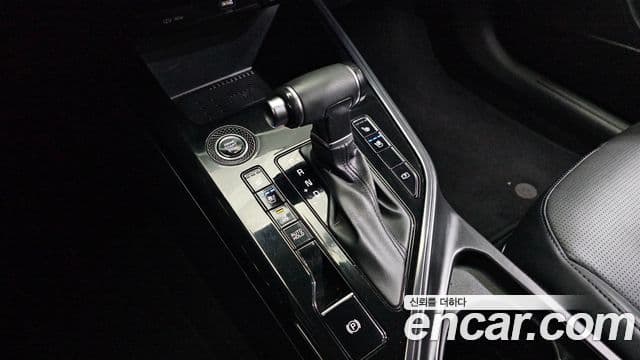 Kia Niro 2022 — ფოტო 9/20