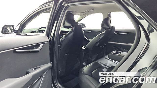 Kia Niro 2022 — ფოტო 11/20