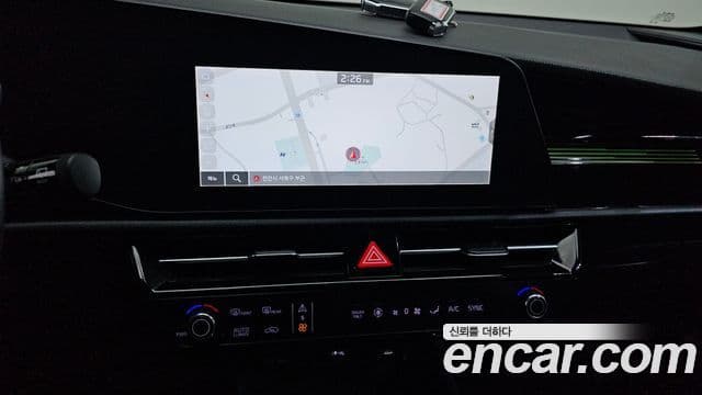 Kia Niro 2022 — ფოტო 16/20