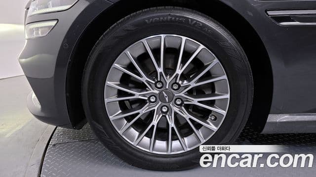 Genesis Electrified G80 2021 — фото 5 из 20