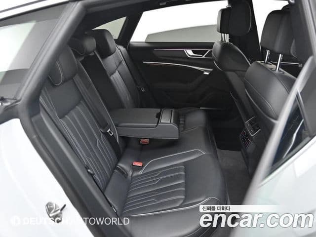 Audi A7 2021 — ფოტო 11/20