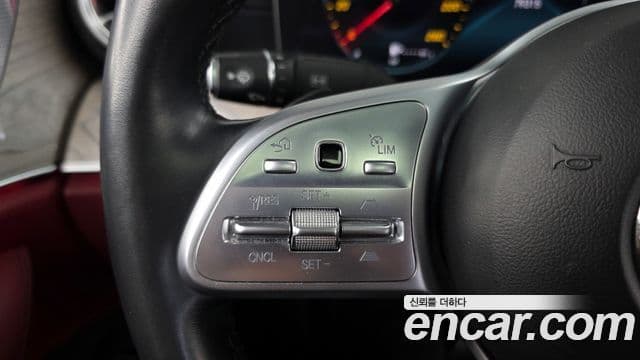 Mercedes-Benz CLS-Class 2020 — Photo 12/33