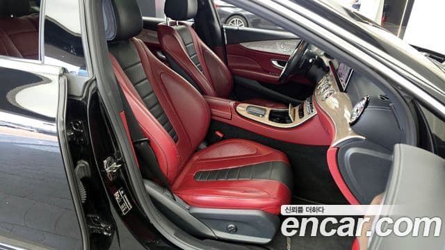 Mercedes-Benz CLS-Class 2020 — Photo 3/33