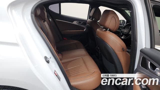 Genesis G70 2019 — Şəkil 11/20