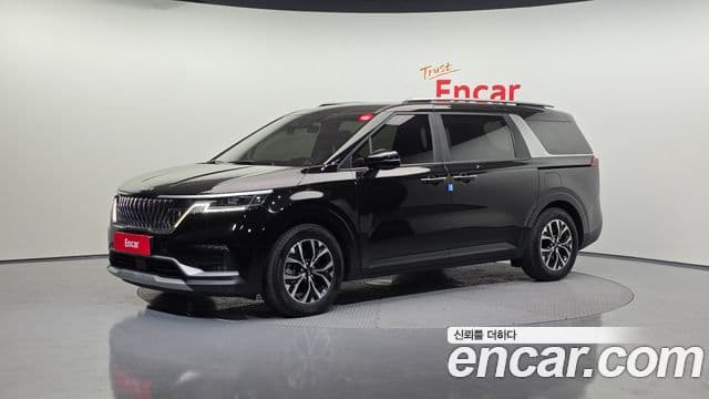 Kia Carnival 2022 — Фото 1/20