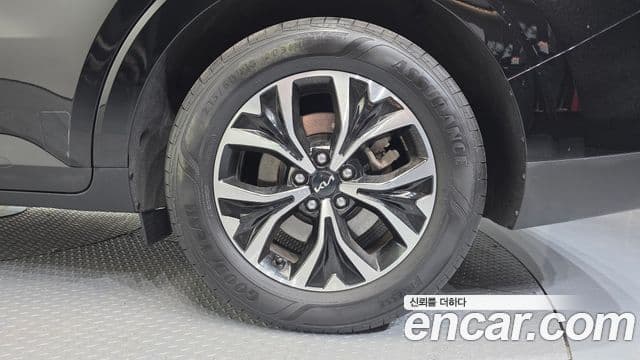 Kia Carnival 2022 — Şəkil 11/33