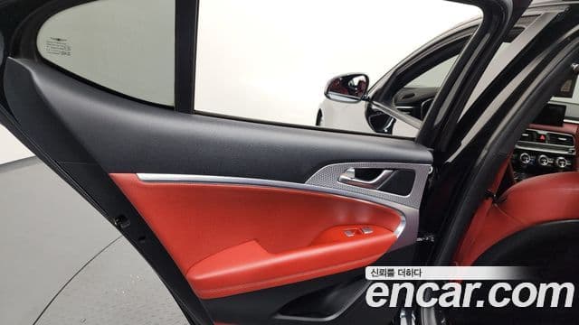Genesis G70 2021 — Şəkil 18/35