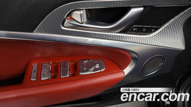 Genesis G70 2021 — Şəkil 29/35