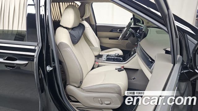 Kia Carnival 2021 — Şəkil 12/20