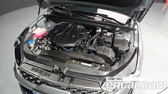Kia K5 2022 — ფოტო 5/20