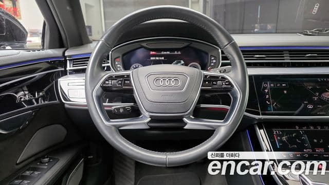 Audi A8 2020 — Фото 13/20
