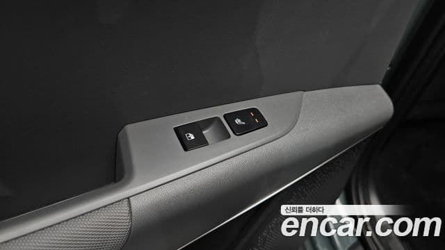 Kia Niro 2022 — Şəkil 19/20