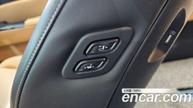 Kia Carnival 2023 — Photo 1/39