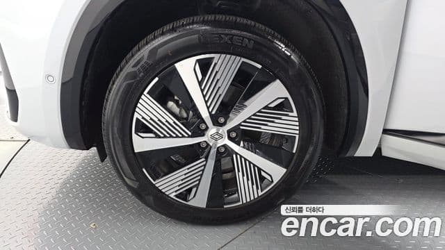 Renault Samsung Grand Koleos 2025 — Photo 19/20