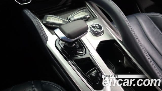 Renault Samsung Grand Koleos 2025 — Photo 18/20