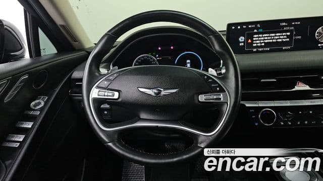 Genesis G80 2020 — Photo 6/20