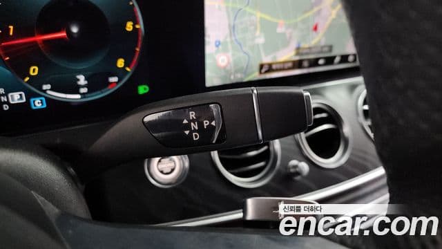 Mercedes-Benz E-Class 2020 — Фото 7/20
