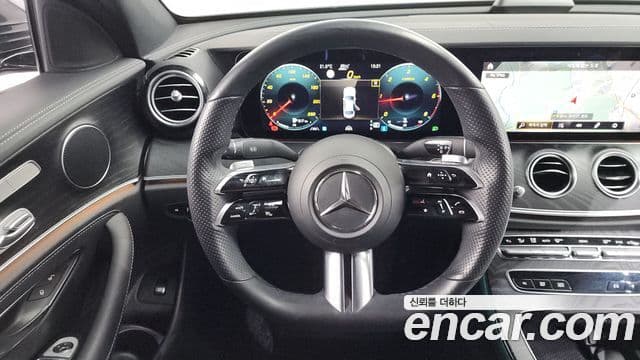 Mercedes-Benz E-Class 2020 — Фото 12/20