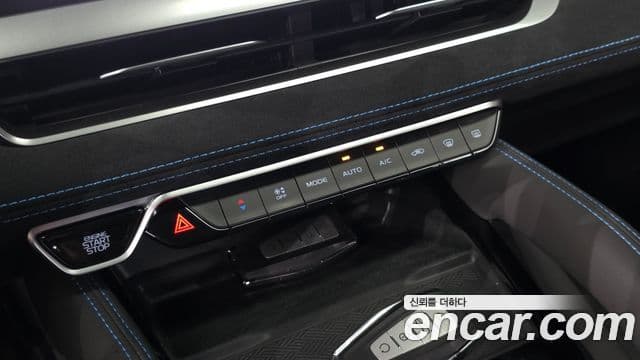 Renault Samsung Grand Koleos 2024 — Фото 18/20