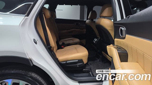 Kia Sorento 2020 — Фото 12/20