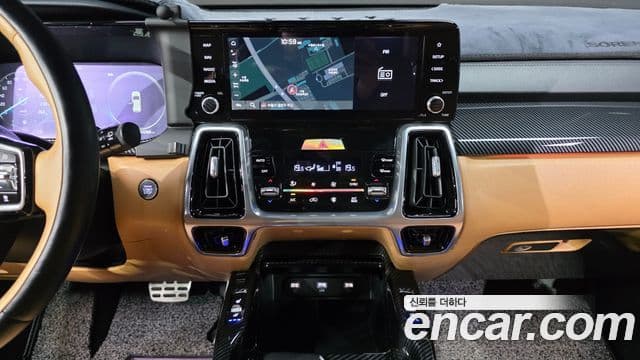 Kia Sorento 2020 — Фото 14/20