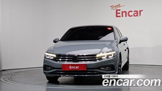 Volkswagen Passat GT 2022 — Şəkil 2/20