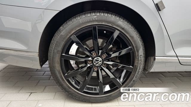 Volkswagen Passat GT 2022 — Şəkil 4/20