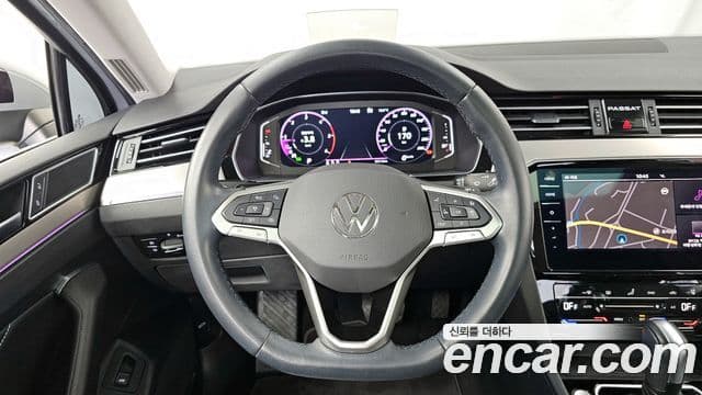 Volkswagen Passat GT 2022 — Şəkil 13/20