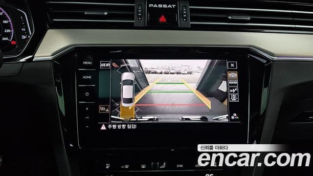 Volkswagen Passat GT 2022 — Şəkil 15/20