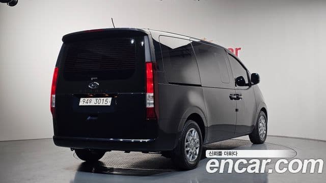 Hyundai Staria 2021 — Şəkil 2/20