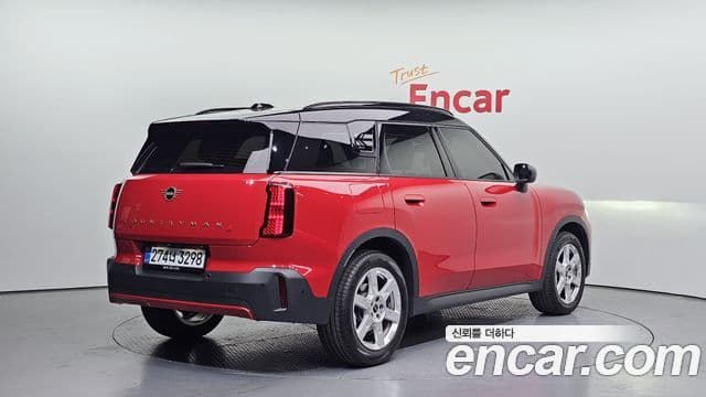 Mini Cooper S Countryman 2024 — Фото 2/20