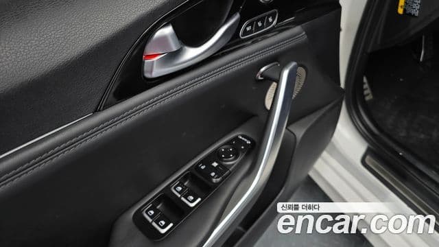 Kia Stinger 2018 — Photo 35/36