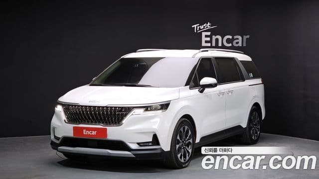 Kia Carnival 2022 — Фото 1/20
