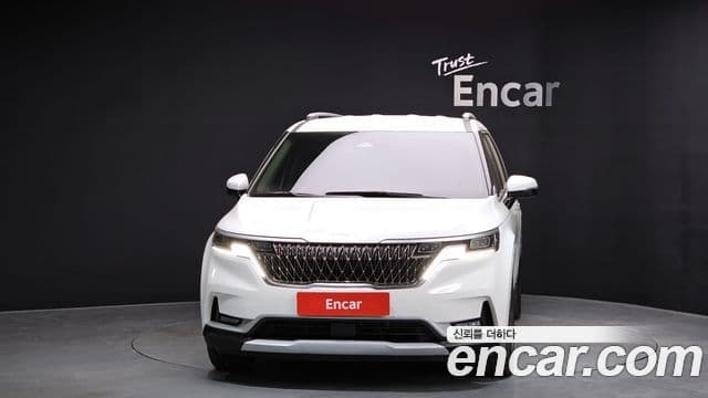 Kia Carnival 2022 — Фото 3/20