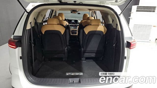 Kia Carnival 2022 — Фото 20/20