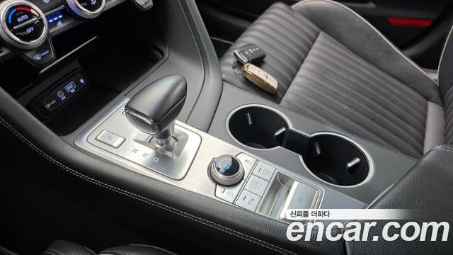 Genesis G70 2018 — Şəkil 9/20