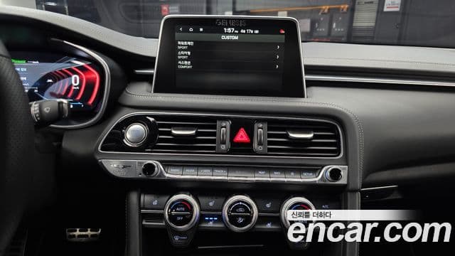Genesis G70 2018 — Şəkil 14/20