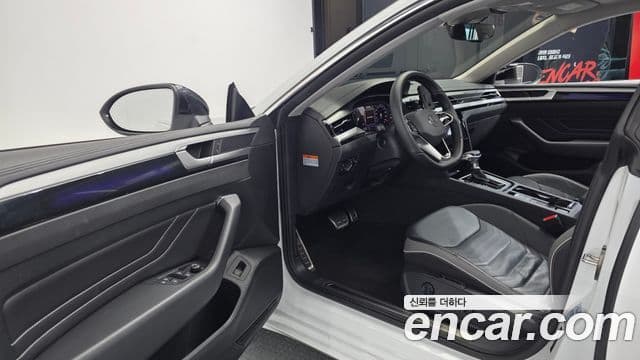Volkswagen Arteon 2023 — ფოტო 10/20