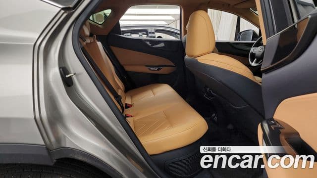Lexus NX350h 2023 — ფოტო 12/20