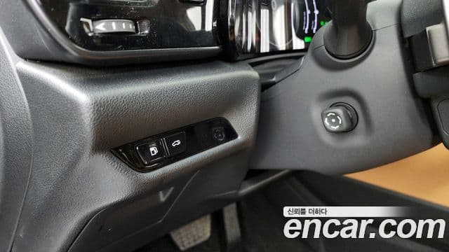 Lexus NX350h 2023 — ფოტო 16/20