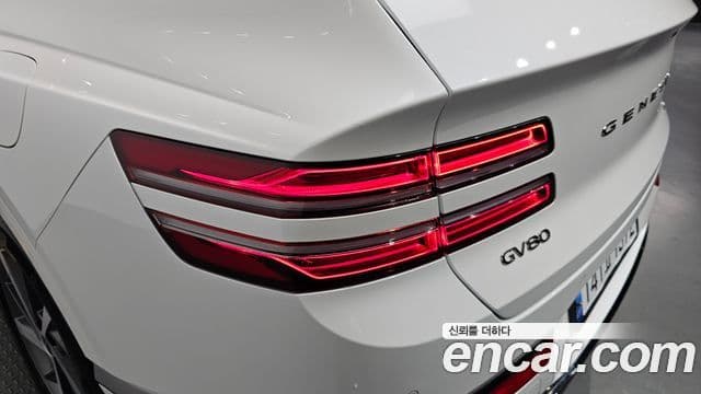 Genesis GV80 2024 — Photo 3/33