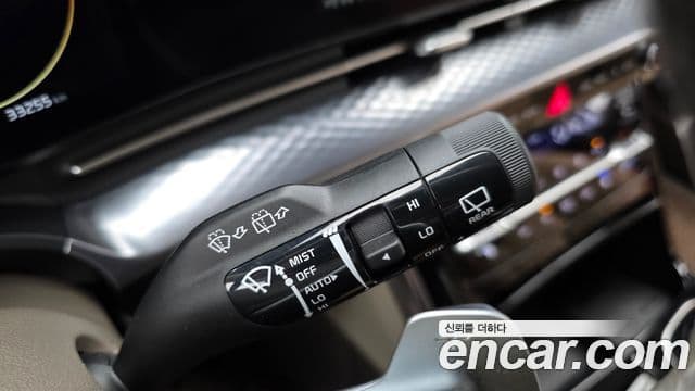 Kia Carnival 2023 — Фото 17/20