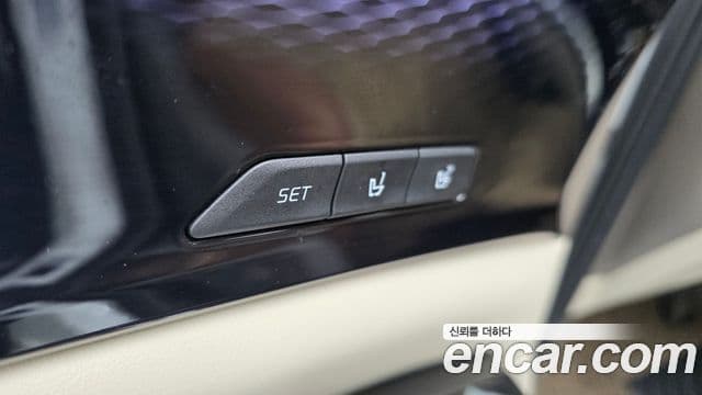 Kia Carnival 2023 — Photo 22/35